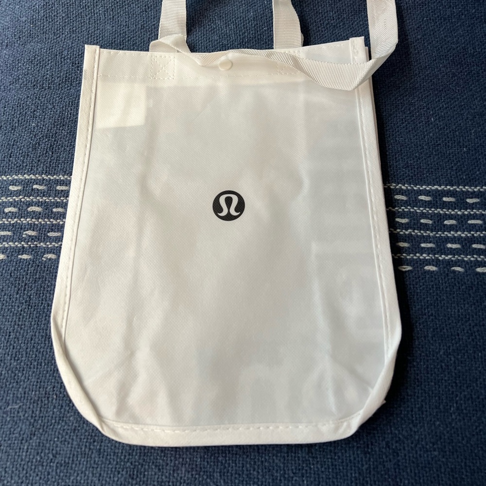 Lululemon tote bag: New
9 inches x 12 inches